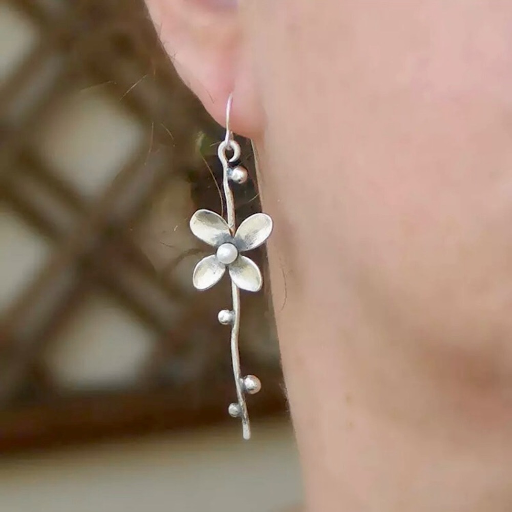 Vintage Daisy Antique Bohemian Flower Earrings
